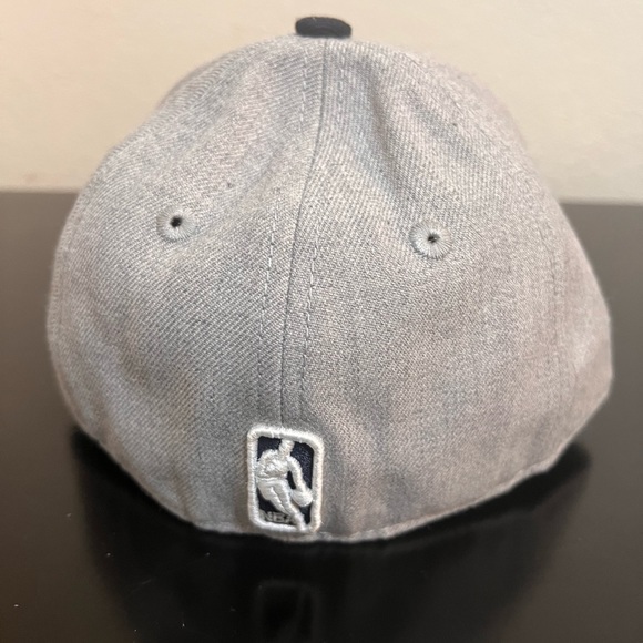 Oklahoma City Thunder basketball hat - Picture 3 of 7